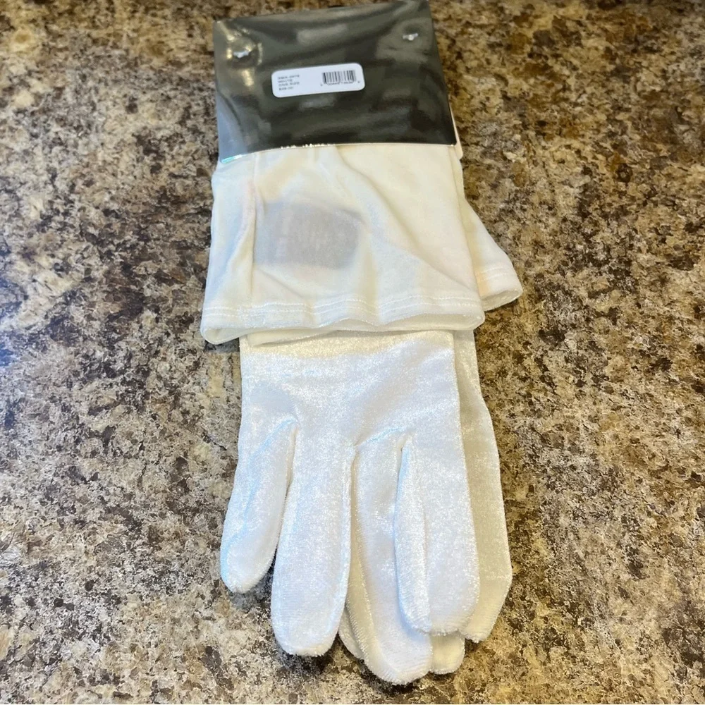 NWT Steve Madden Opera Length Fashion Gloves White
